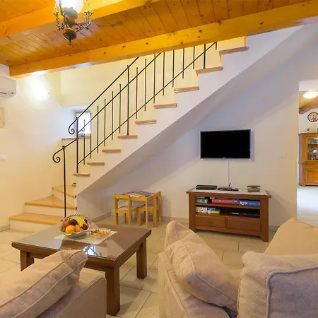 Beautiful Home In Bokordici With Sauna * Bokordici
