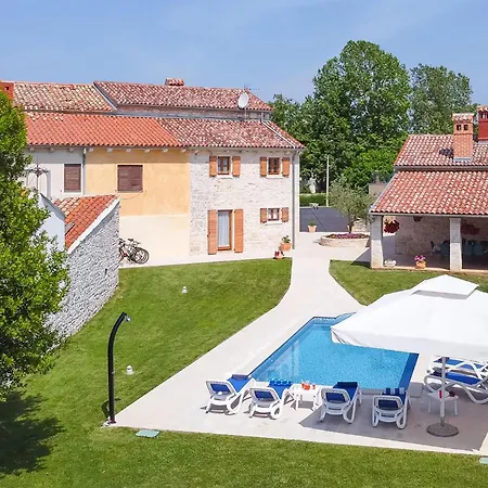 Holiday home Beautiful Home In Bokordici With Sauna *