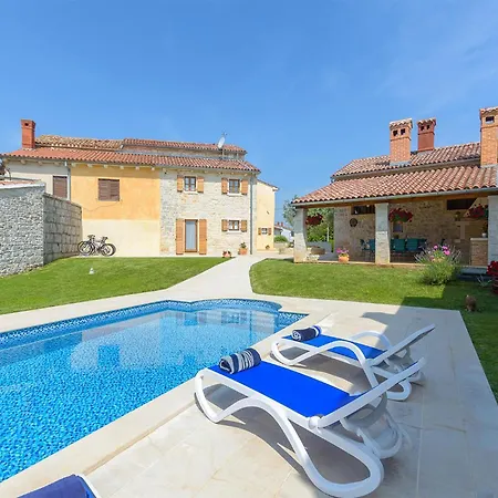 Beautiful Home In Bokordici With Sauna Holiday home Bokordici