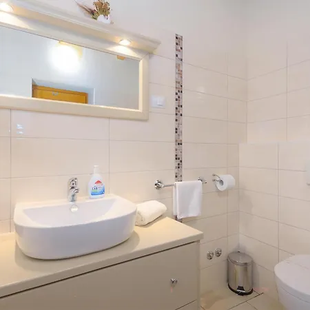 Beautiful Home In Bokordici With Sauna Holiday home *